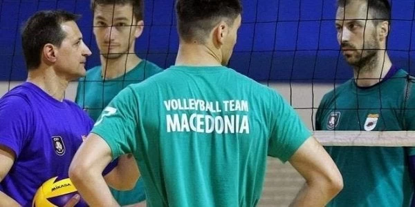 Οι Σκοπιανοί «ξέχασαν» τη Συμφωνία των Πρεσπών: Σκέτο «Μακεδονία» στα ρούχα της εθνικής ομάδας βόλεϊ – Δείτε εικόνα & βίντεο